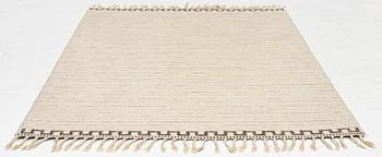 A  flat weave carpet, c. 202 x 137 cm.