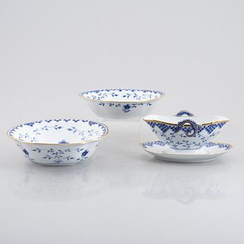 A 36-piece "Summerfugl"  porcelain dinner service, Bing & Grøndahl, Denmark.