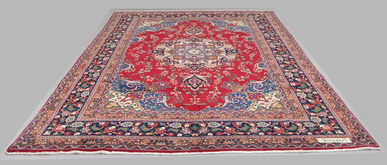 MATTA, Sabzevar, ca 343 x 247 cm.