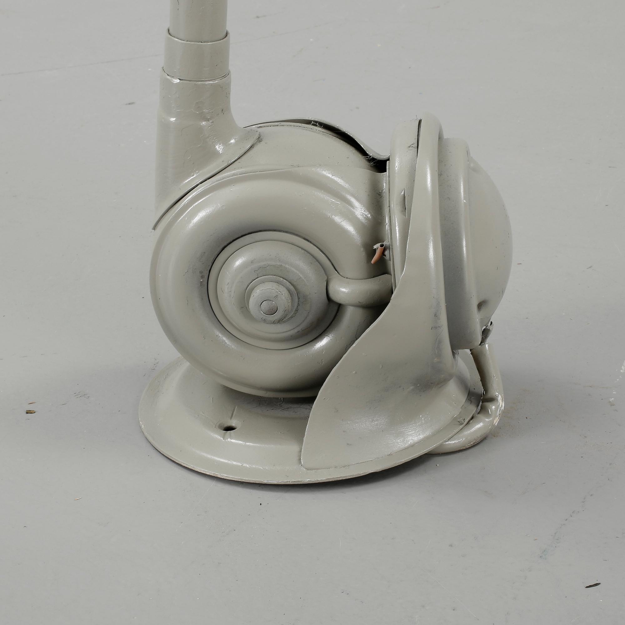 VÄGGLAMPA, "Triplex-pendel", Johan-Petter Johansson, Industri, 1900-talets mitt.