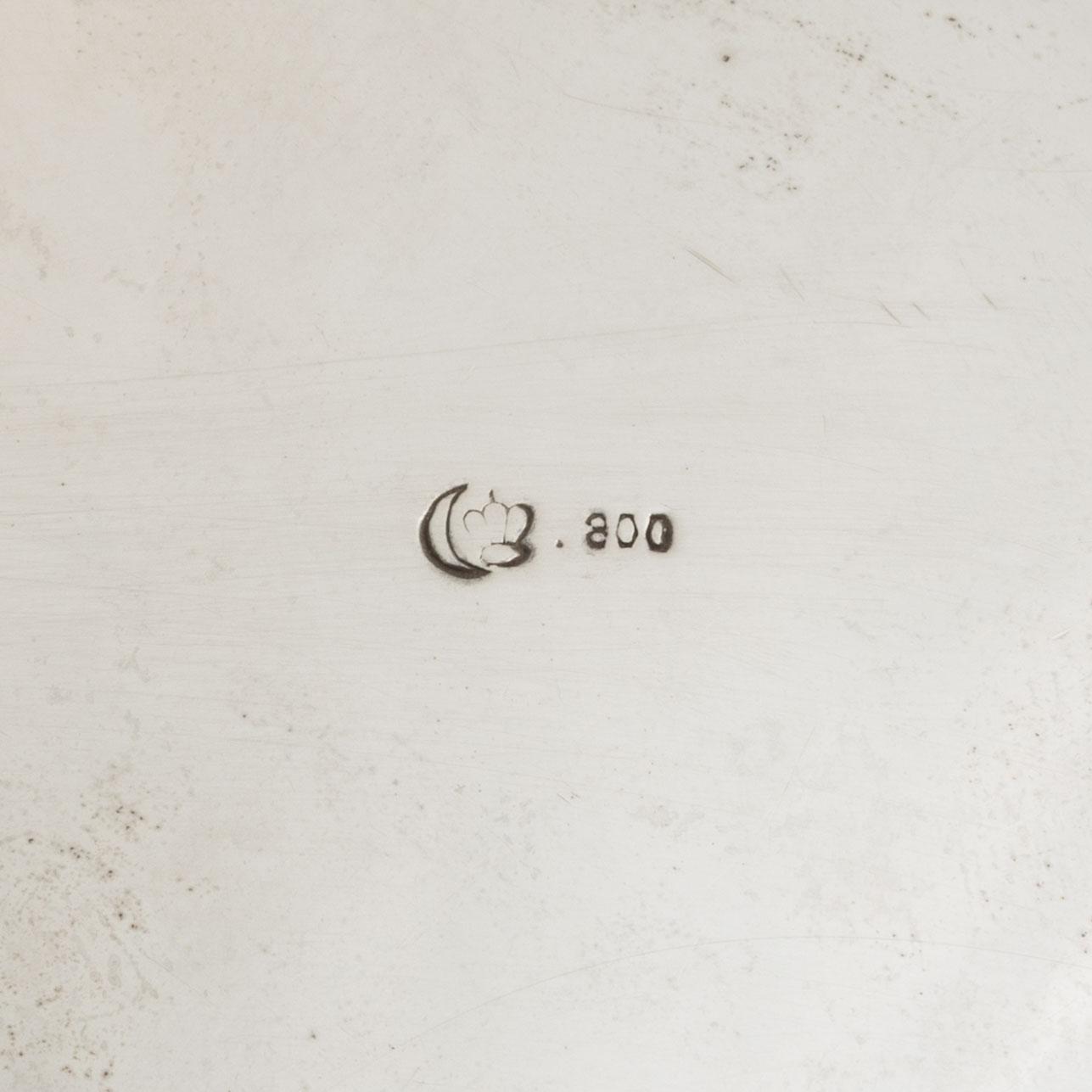 A German silver 800 Rococo style box with cover, circa 1900.