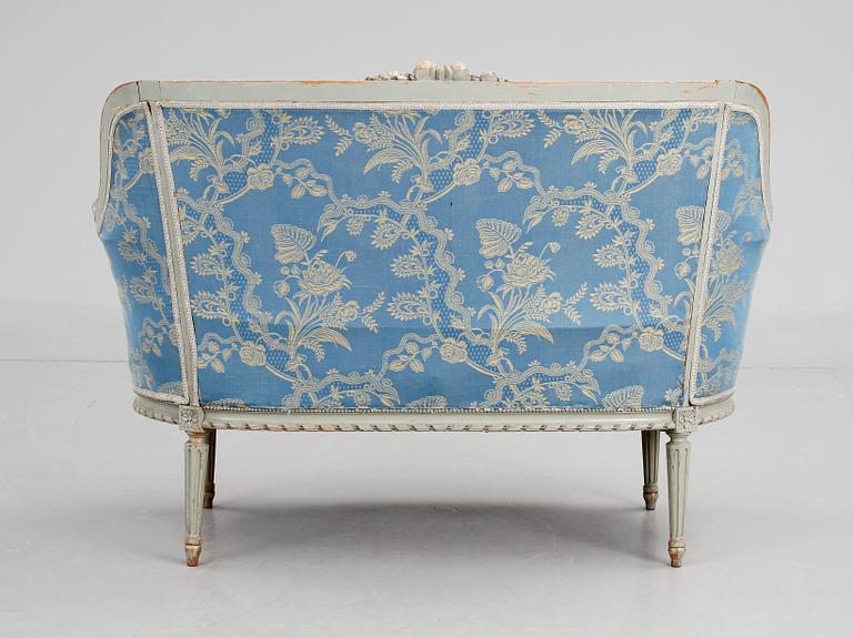 SOFFA, Louis XVI-stil, omkring sekelskiftet 1900.