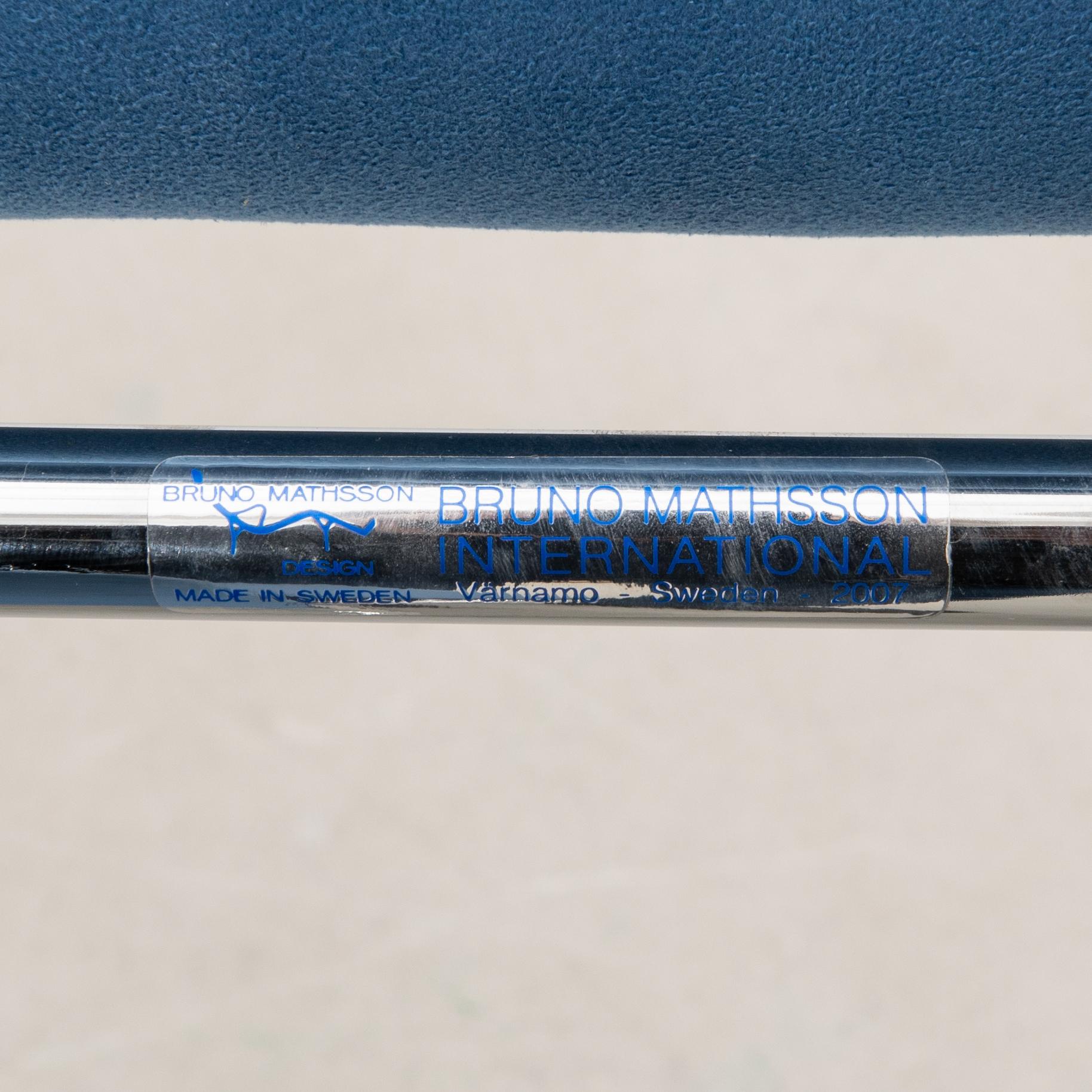 Bruno Mathsson, karmstolar, 8 st, "Mio Mi 408", 2003.