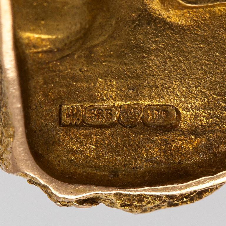 Björn Weckström, brooch, “Dinosaur”, 14K gold, Lapponia 1974.