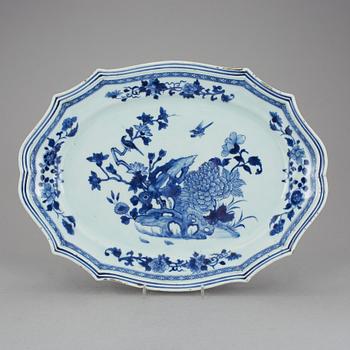 STEKFAT, porslin, Kina, Jiaqing (1796-1820).