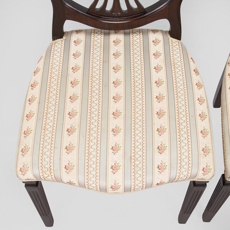 Stolar, 16 st och karmstolar 2 st, Hepplewhite-stil, 1900-talets andra hälft.