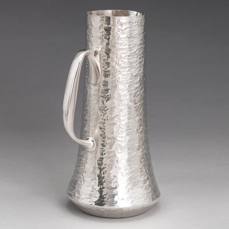 TAPIO WIRKKALA, TILLBRINGARE med BÄGARE, 4 st, silver, stämpelsignerade TW, Kultakeskus oy, Tavastehus, 1973 och 1977.