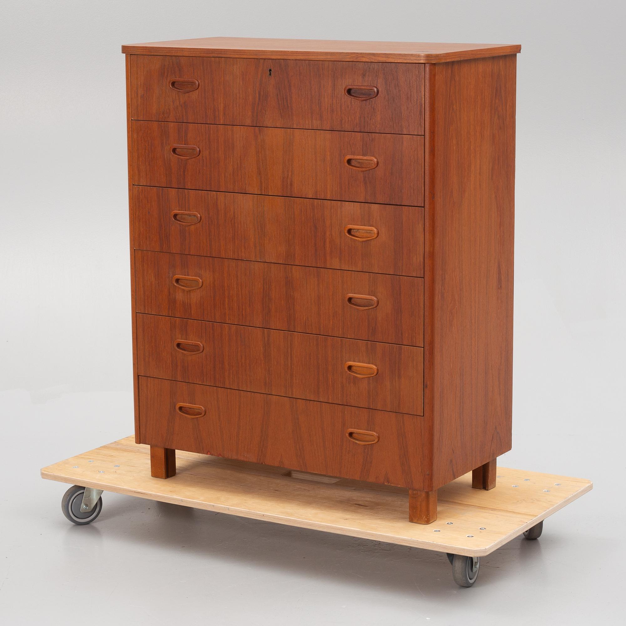 A chest of drawers, Bröderna Gustafssons Möbelfabrik, Markaryd, 1950's/60's.