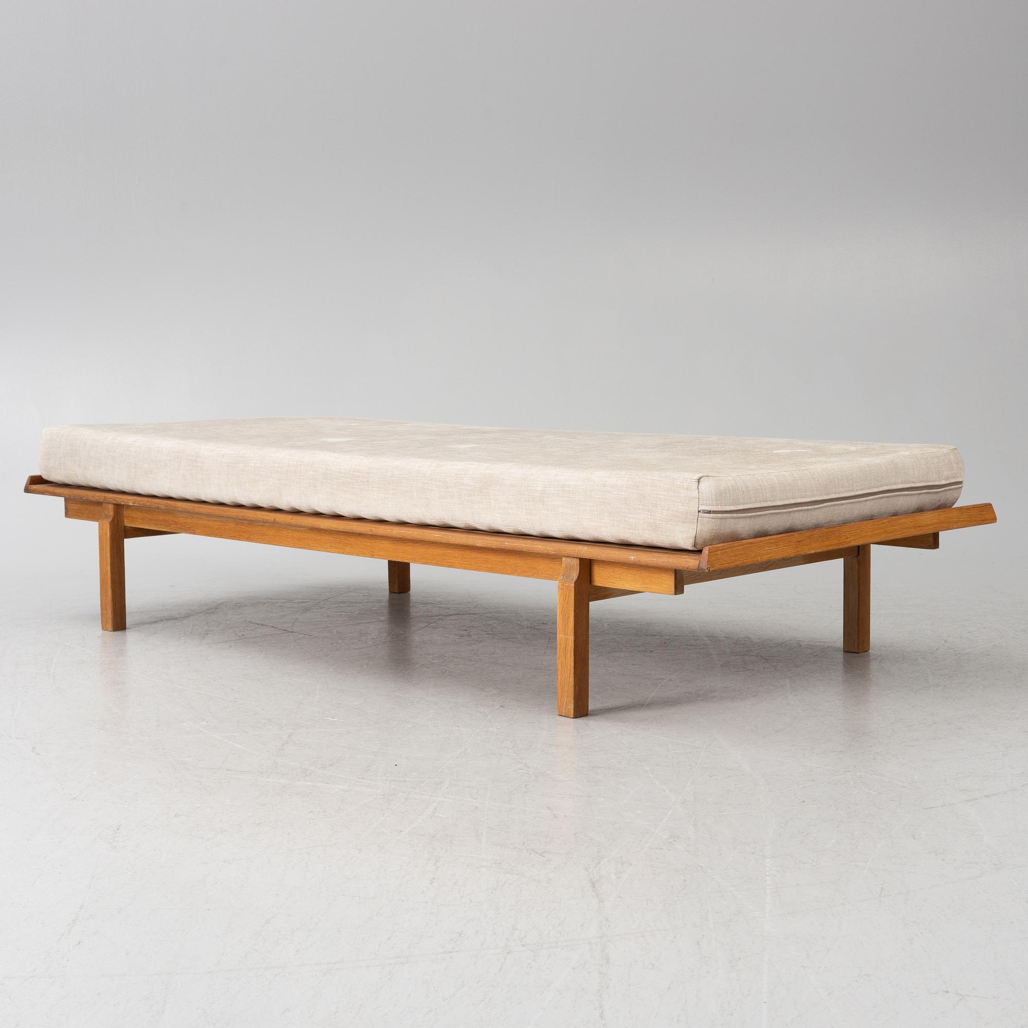 Marian Grabinski attributed daybed "Balbo" IKEA mid-20th century.
