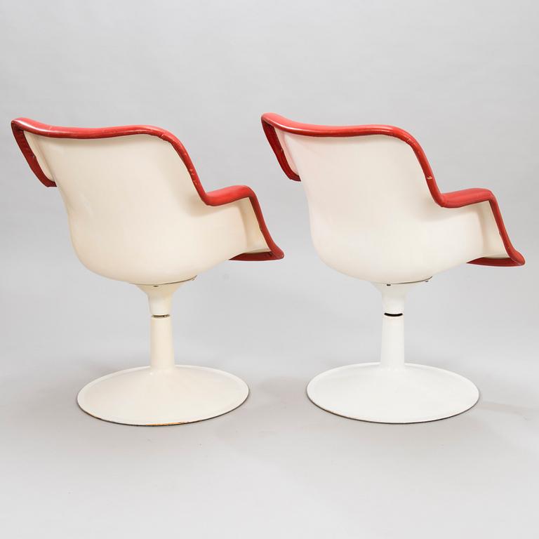 YRJÖ KUKKAPURO, a pair of late 1960's 'Junior' armchairs for Haimi.