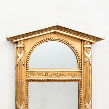 Mirror, signed by Johan Martin Berg (mirror manufacturer in Gothenburg 1803- ca 1837), Empire.