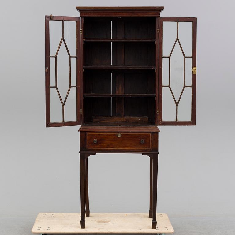 A mahogany cabinet, England, late 19th / early 20th century.