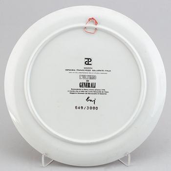 Enrico Baj, A porcelain plate with garter and medals, "L'Ultimo dei Generali", Ceramica Franco Pozzi, number 649/3000.