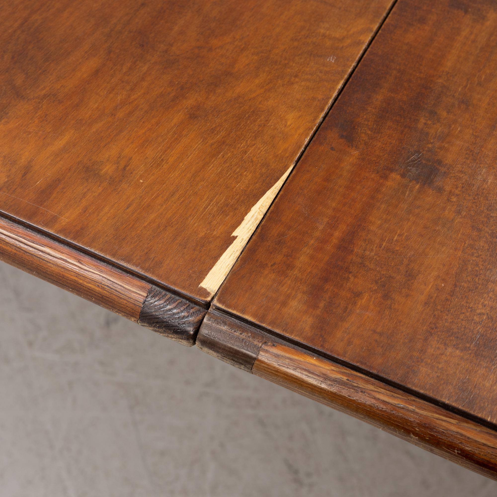 A dining table, late 19th Century.