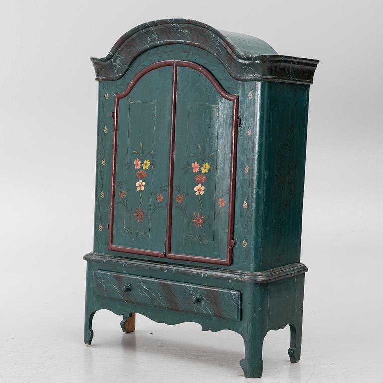 A cabinet, 18th Century.