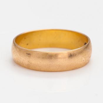 An 18K gold ring. Frans Viktor Syrenius, Turku 1899.