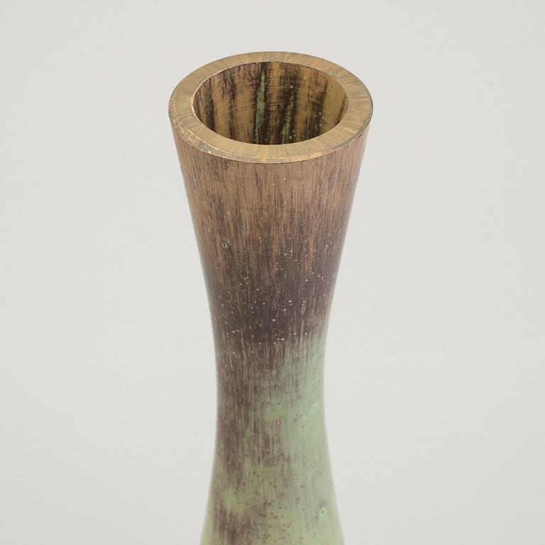 STIG LINDBERG, a stoneware vase, Gustavsberg 1951.