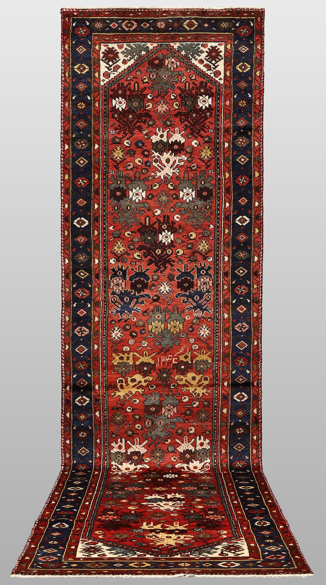 Gallerimatta, Hamadan, ca 412 x 108 cm.