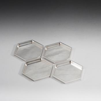 WIWEN NILSSON, Lund 1951. Sterling 925/1000. Glasunderlägg, 4 st.