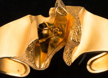 ARMRING, 18k guld med turmalin, "Ultima Thule", Lapponia exportstämplar. Vikt 44,6 g.