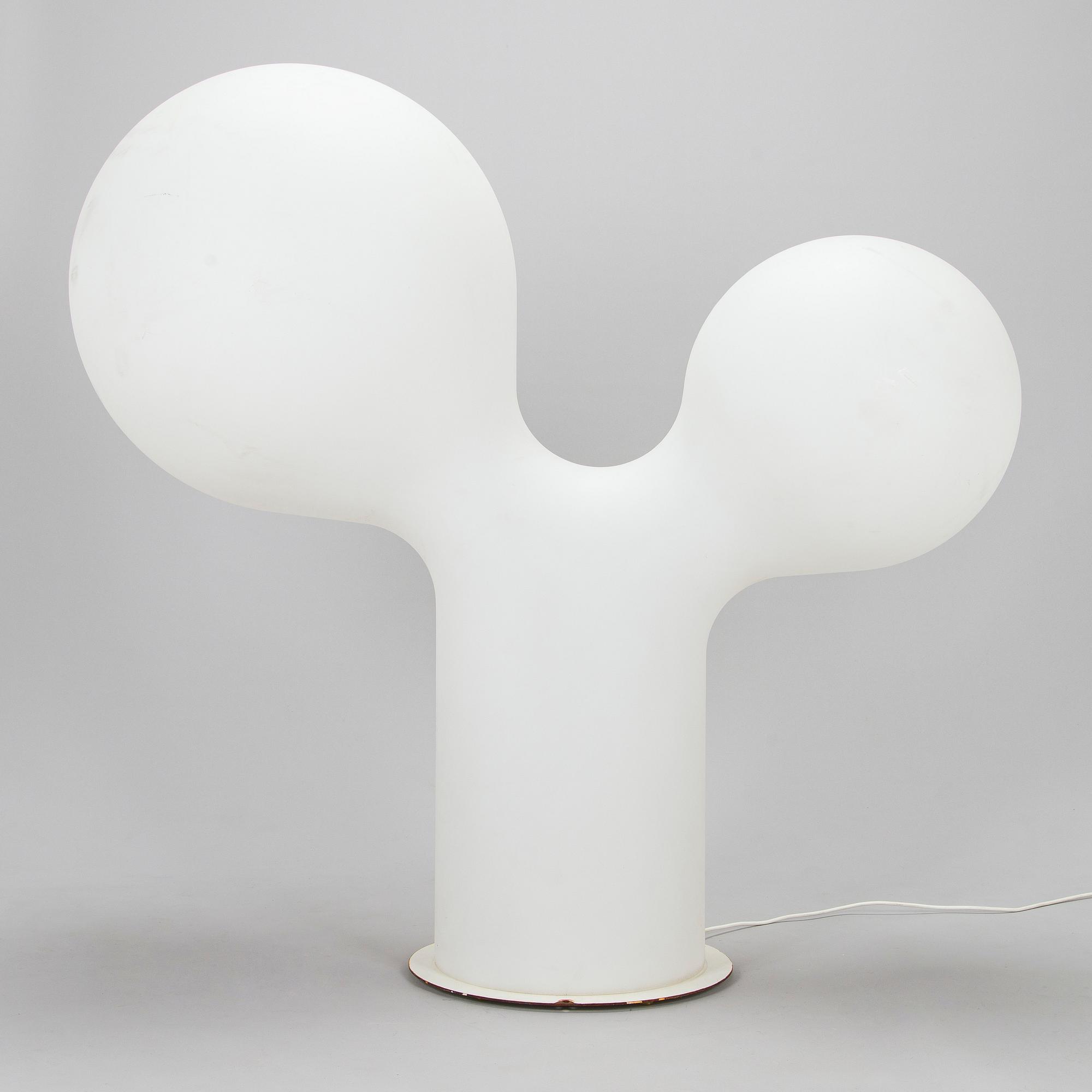 Eero Aarnio, lattiavalaisin, "Tupla kupla", ulkokäyttöön, Melaja Oy.