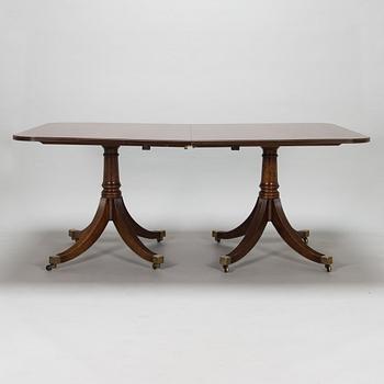 Matbord, mahogny, regency-stil, RBC-furniture England, 1900-talets slut.