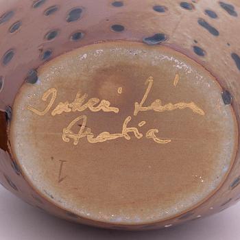 INKERI LEIVO, pullo, signeerattu Inkeri Leivo Arabia.
