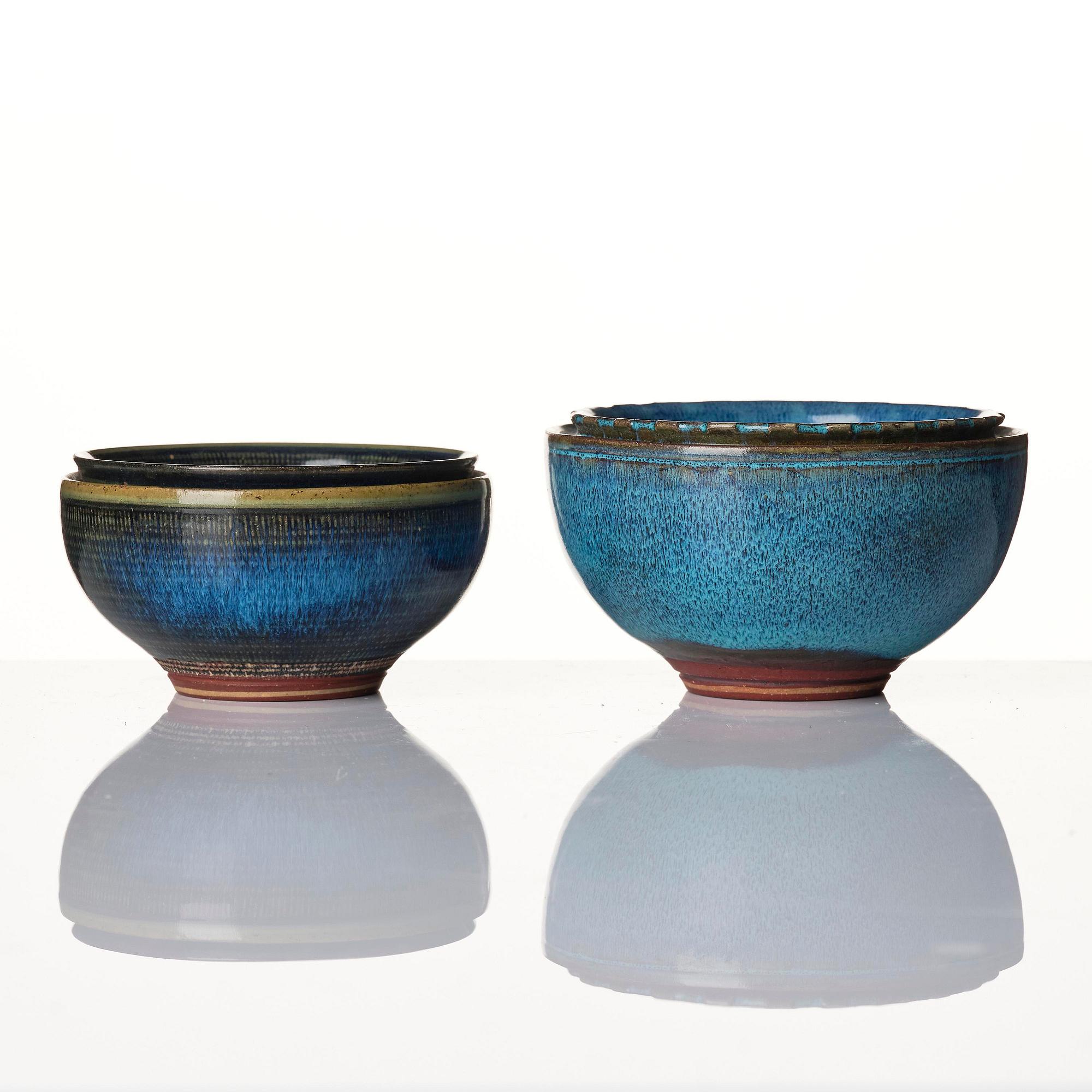 Wilhelm Kåge, a set of two Farsta stoneware bowls, Gustavsberg Studio 1955-56.