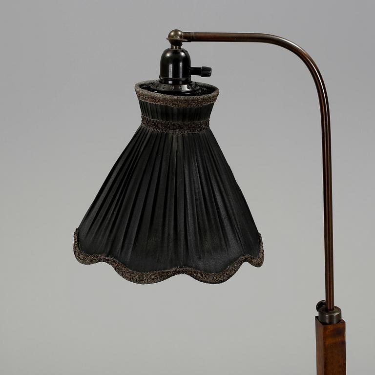 GOLVLAMPA, art deco, 1920/30-tal.