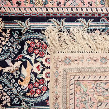 Oriental silk rug, approximately 122x77 cm.
