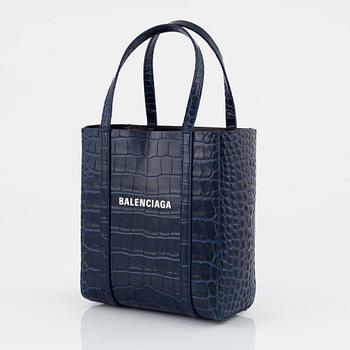 Balenciaga, "Everyday Tote".
