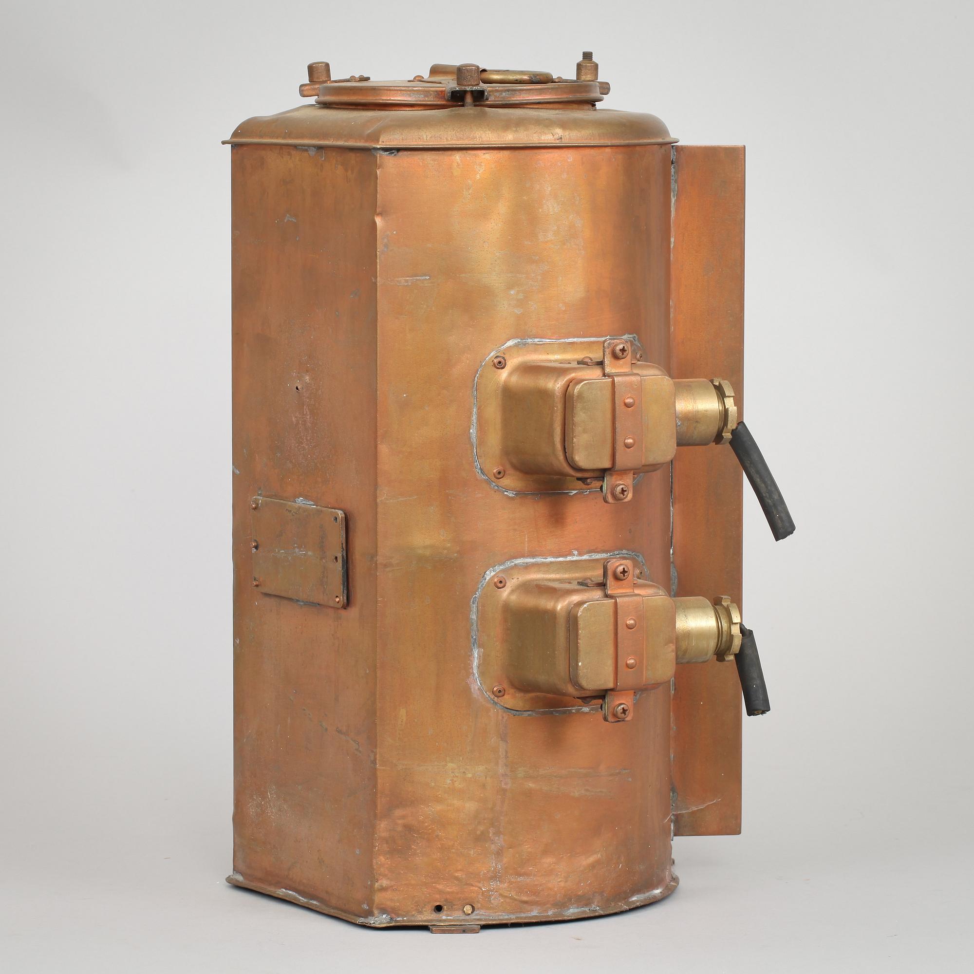 DUBBELLANTERNA, koppar, Japan, 1900-tal.