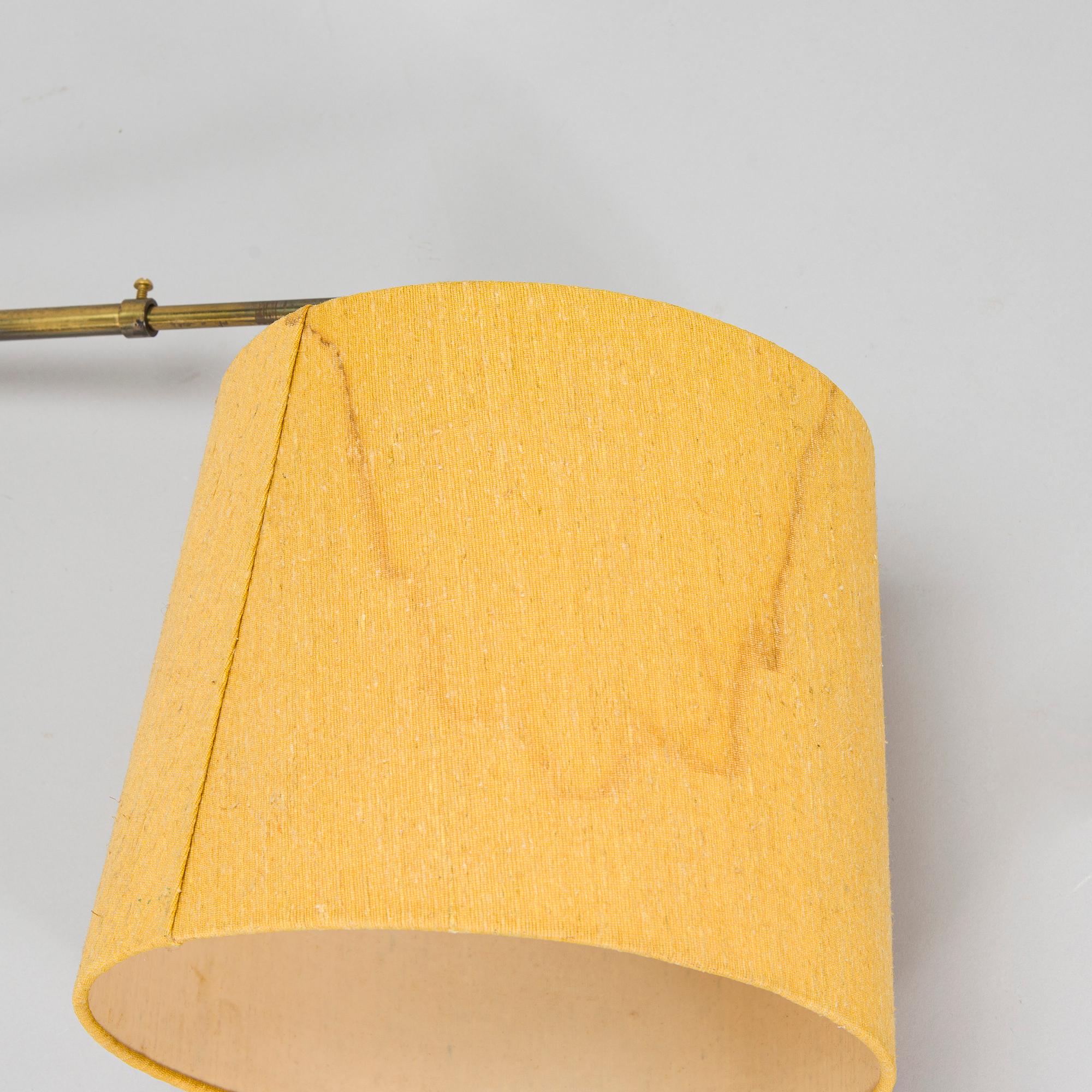 A mid-20th century wall light.