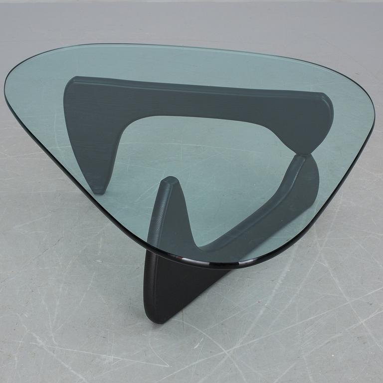 SOFFBORD, "Noguchi", Isamu Noguchi, Vitra. 1900-talets senare del.