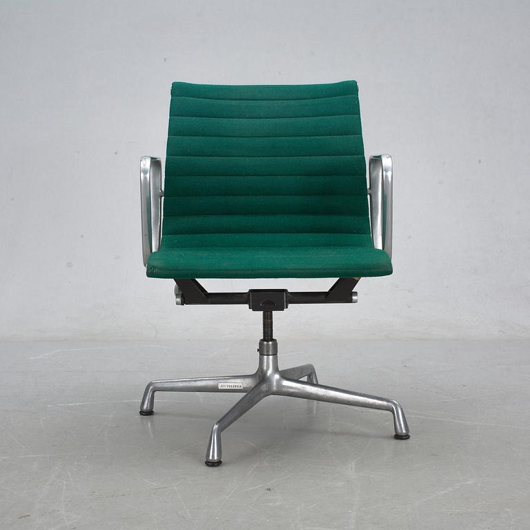 SKRIVBORDSSTOL, "Aluminium group 116", Charles & Ray Eames för Herman Miller, USA.