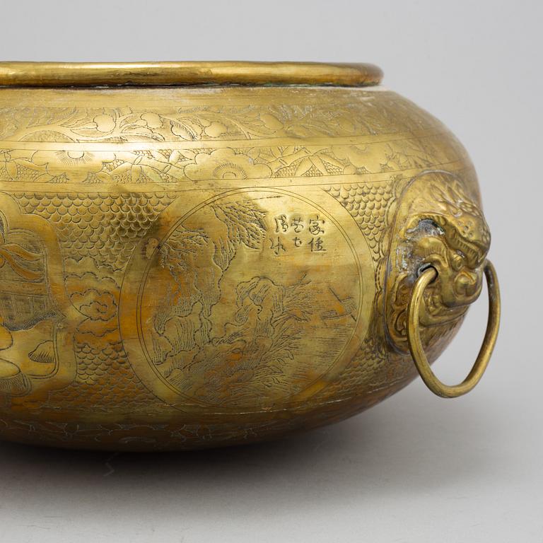 A large Chinese brass censer, early 20th century.