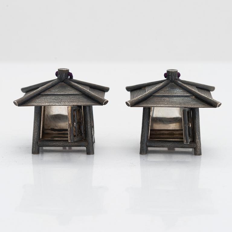 Dosor, ett par, sterlingsilver, Japan, med jungin-stämpel.