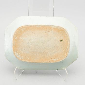 STEKFAT, 3 st, porslin, Kina Qianlong 1700-tal.