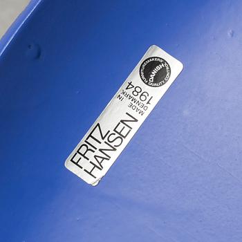 ARNE JACOBSEN, stolar, 6 st, "Sjuan", Fritz Hansen, 1984.