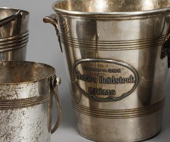 CHAMPAGNEKYLARE/VINKYLARE, 2 st, SAMT ISHINKAR, 2 st, vitmetall, 1900-talets andra hälft.