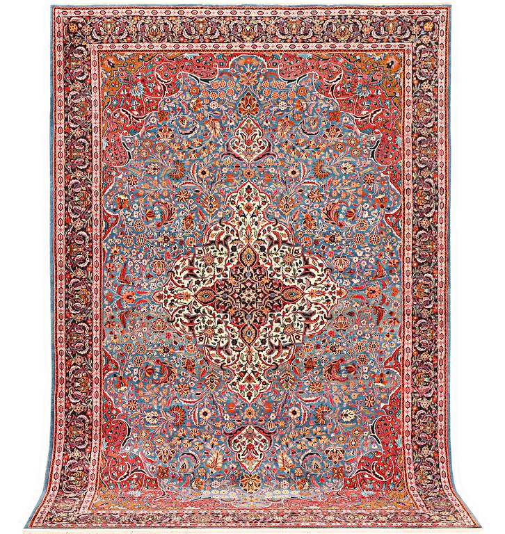 A semi-antique Keshan Carpet, a. 275 x 183 cm.