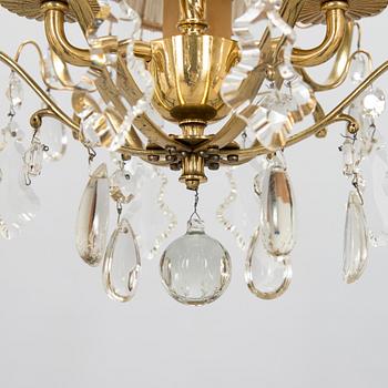 Paavo Tynell, a mid-20th century '1457/3' chandelier for Idman.