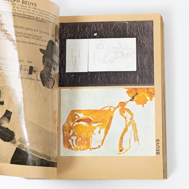 "Kunst der sechziger Jahre. 5. erweiterte Auflage. Art of the Sixties. 5th revised edition", Köln, 1971.