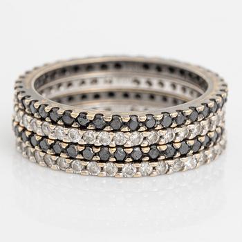 Rings 4 pcs, 18K white gold with brilliant-cut diamonds.