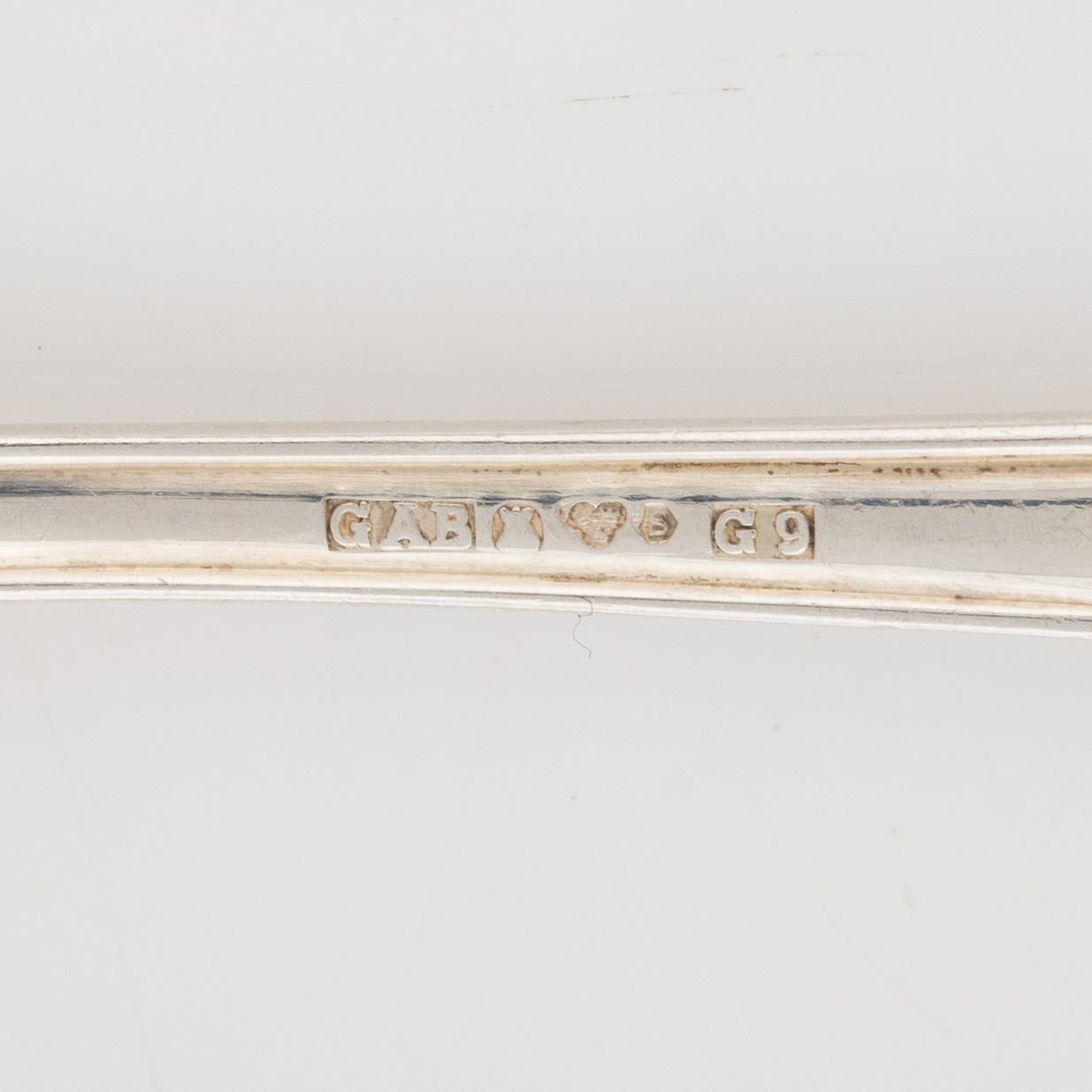 GAB, bestick, 81 st, silver, modell "Svensk (Rund)", Stockholm, omkring 1900-talets mitt.