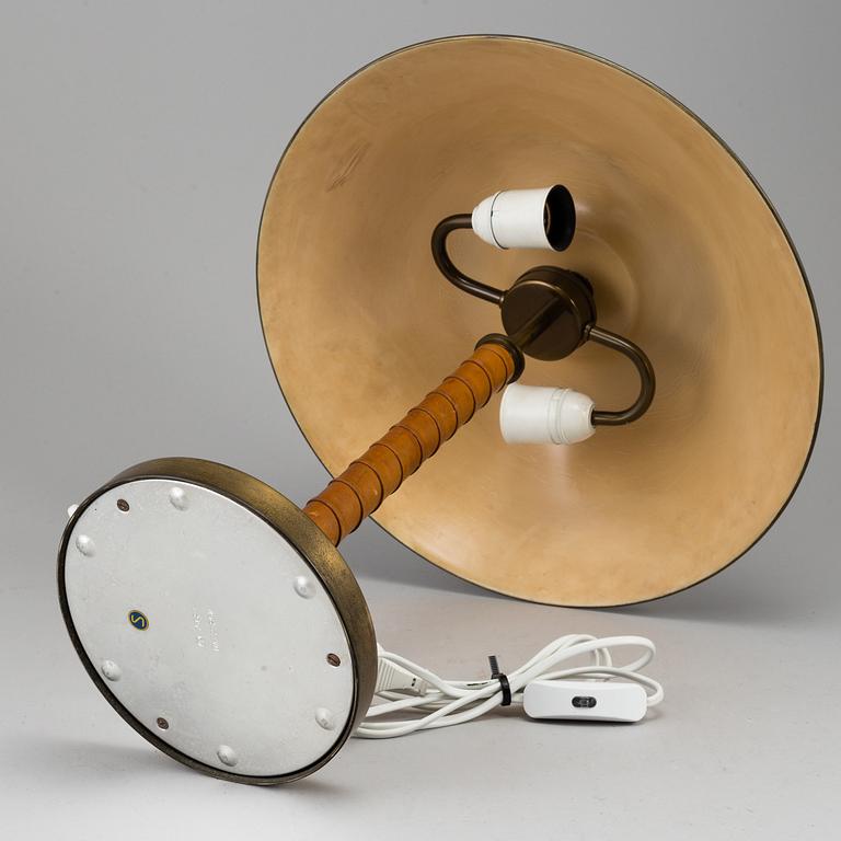 A 1940/50s table lamp for Böhlmarks.