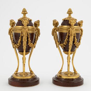 A pair of Empire style cassoulettes, early 20th Century.