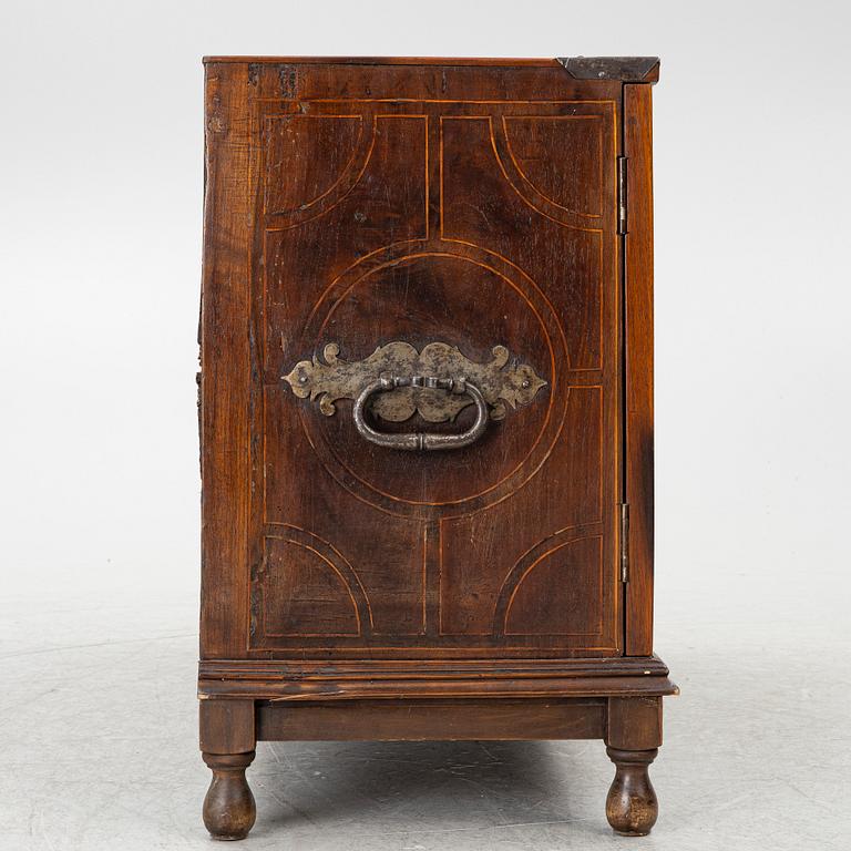 An 18th century cabinet.