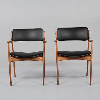 STOLAR, ett par, Erik Buck, Oddense Maskinsnedkeri A-S, Danmark, 1960-tal.