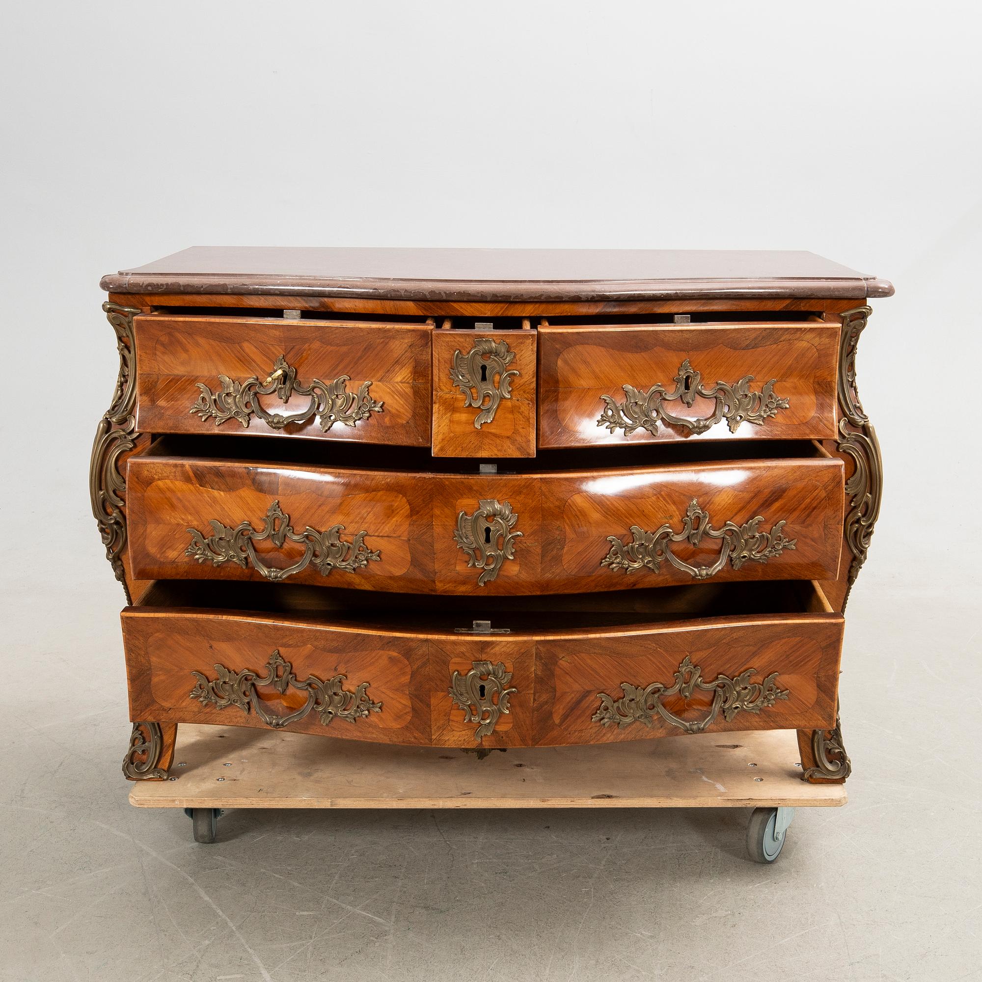 Bureau, Rococo style, first half of the 20th century.
